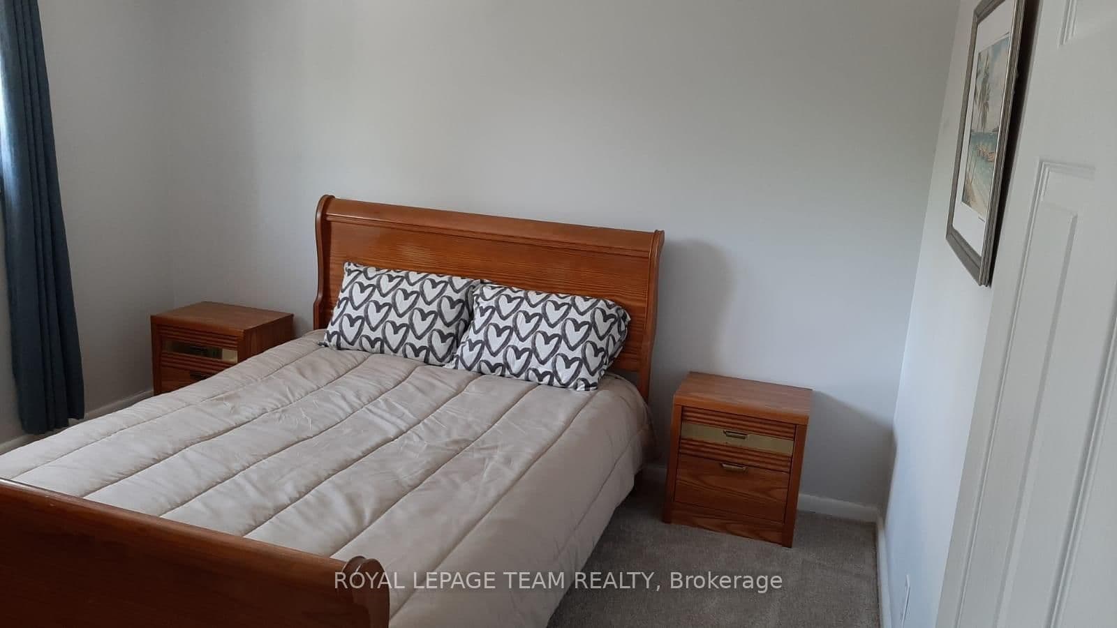 1015 Pinecrest Road, Ottawa, ON — photo 3