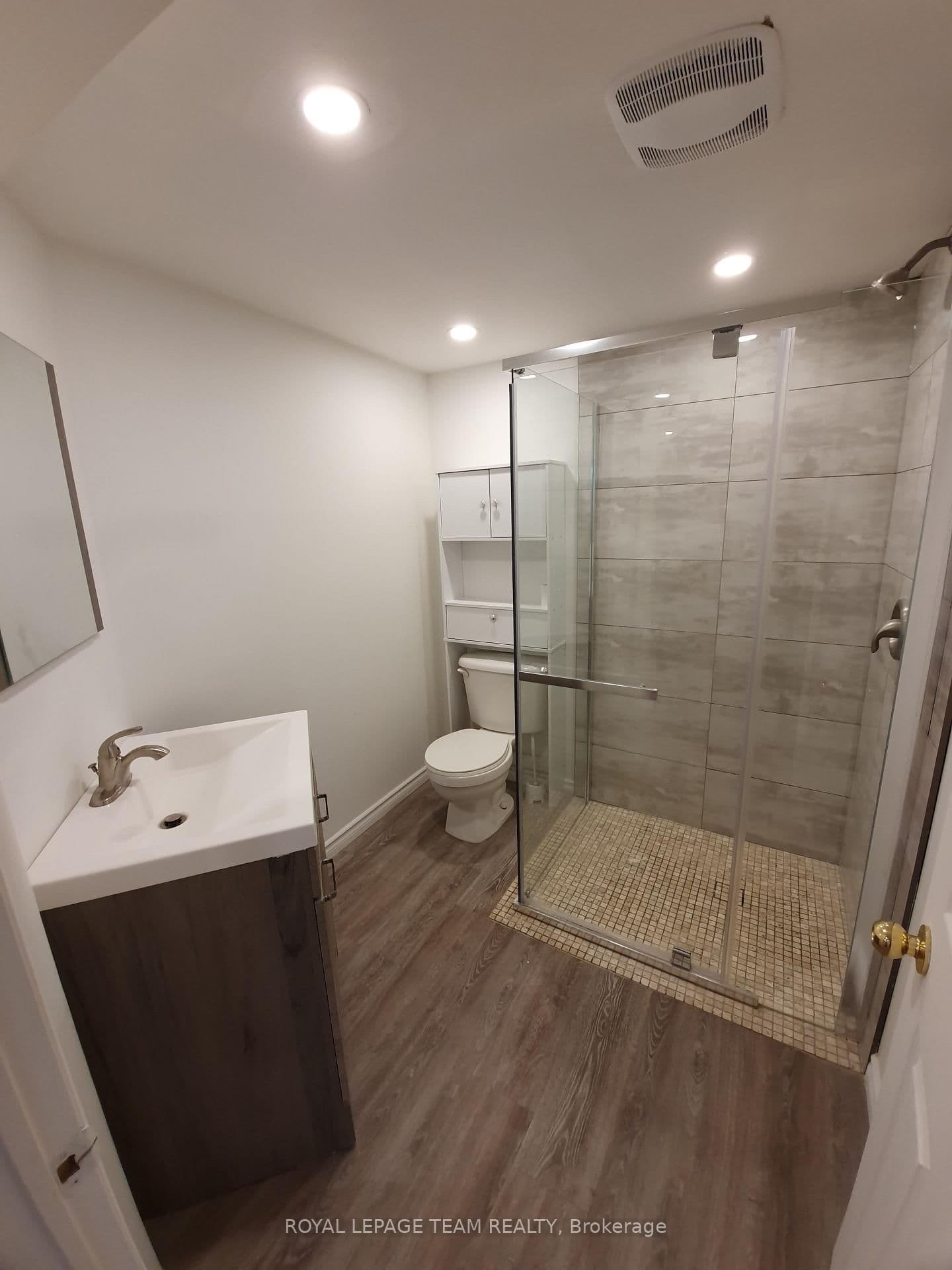 1015 Pinecrest Road, Ottawa, ON — photo 9