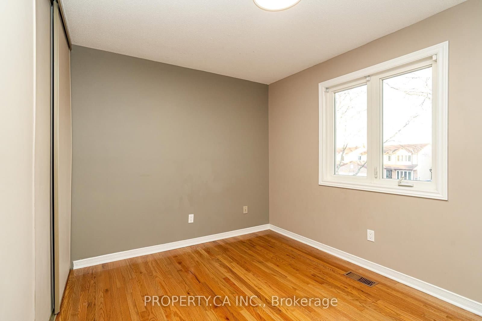 11 Dossetter Way, Ottawa, ON — photo 32
