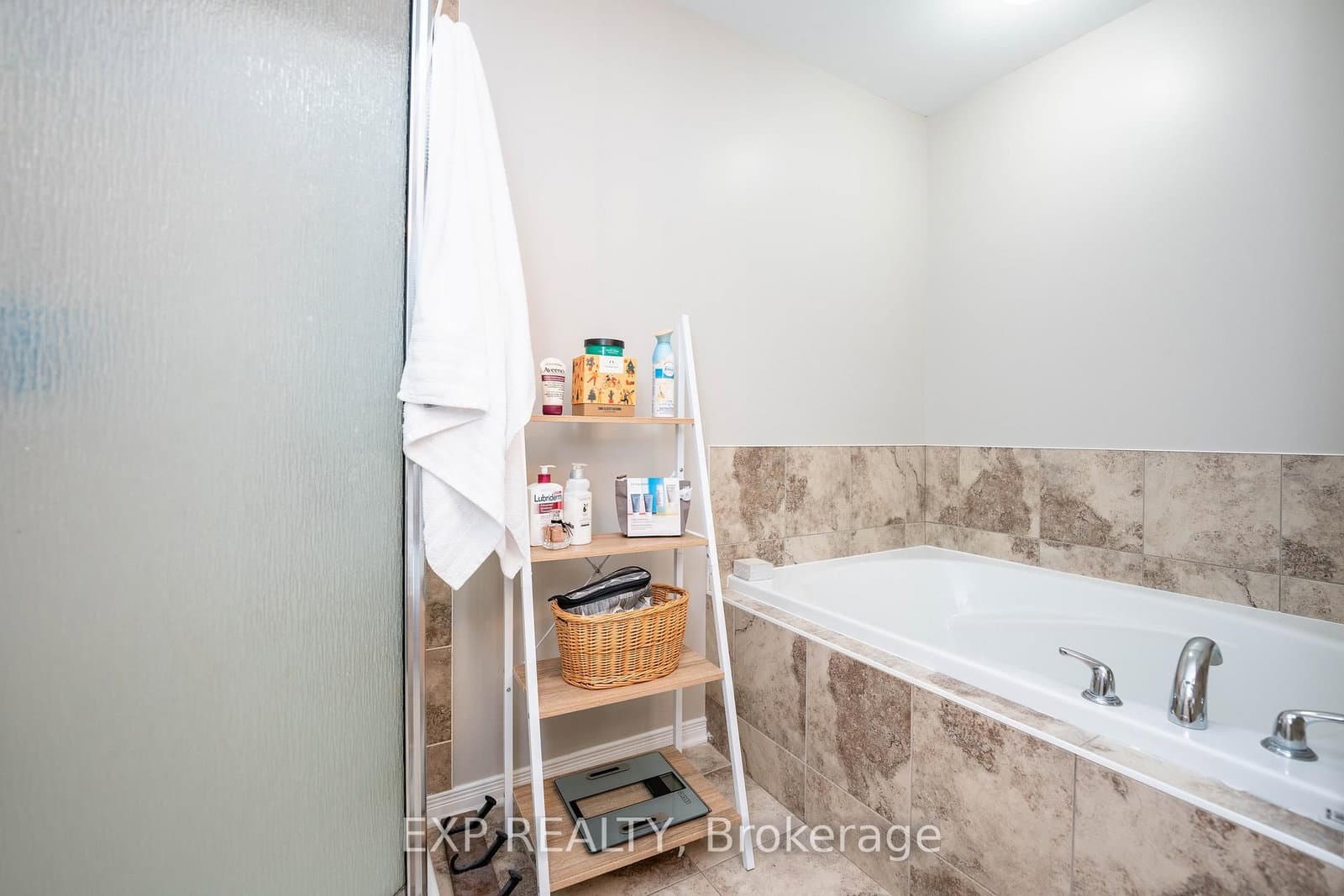 504 BARHOLM Private, Ottawa, ON — photo 22