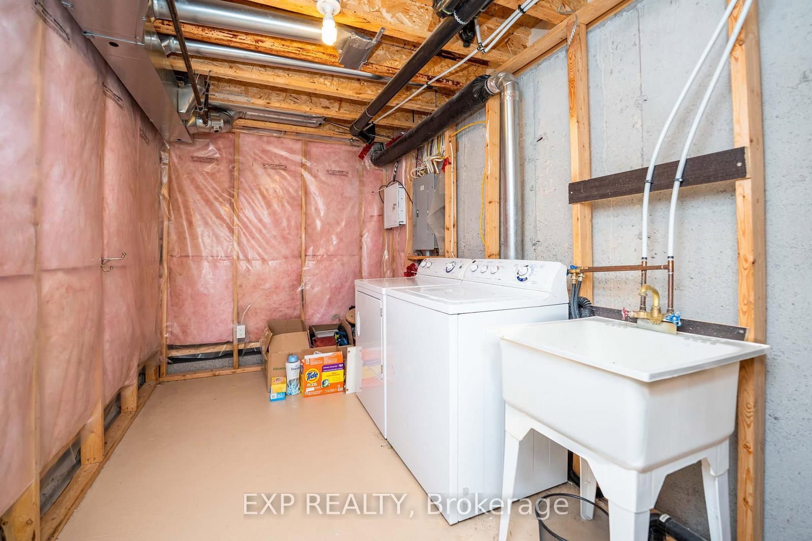 504 BARHOLM Private, Ottawa, ON — photo 24