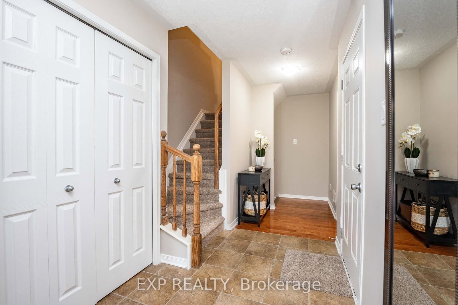 504 BARHOLM Private, Ottawa, ON — photo 4