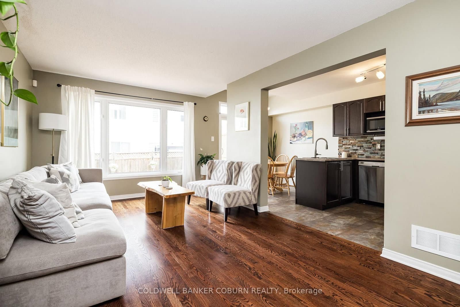 238 Arrita Street, Ottawa, ON — photo 9