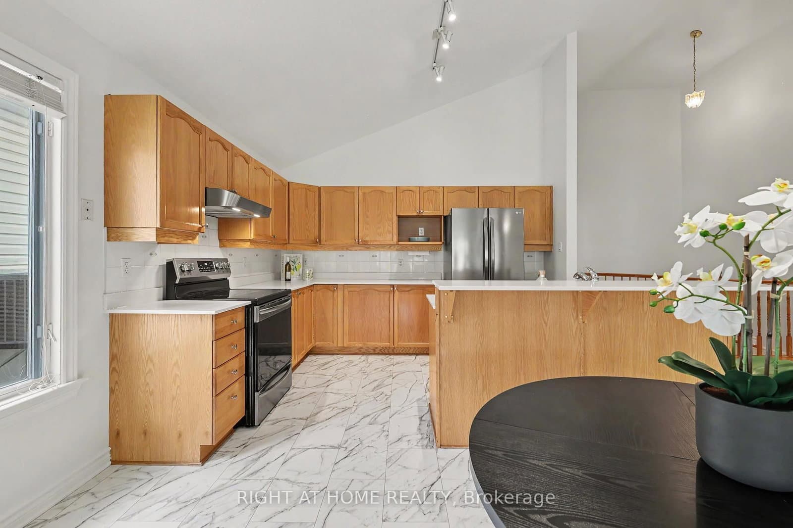54 Fieldcrest Avenue, Ottawa, ON — photo 12
