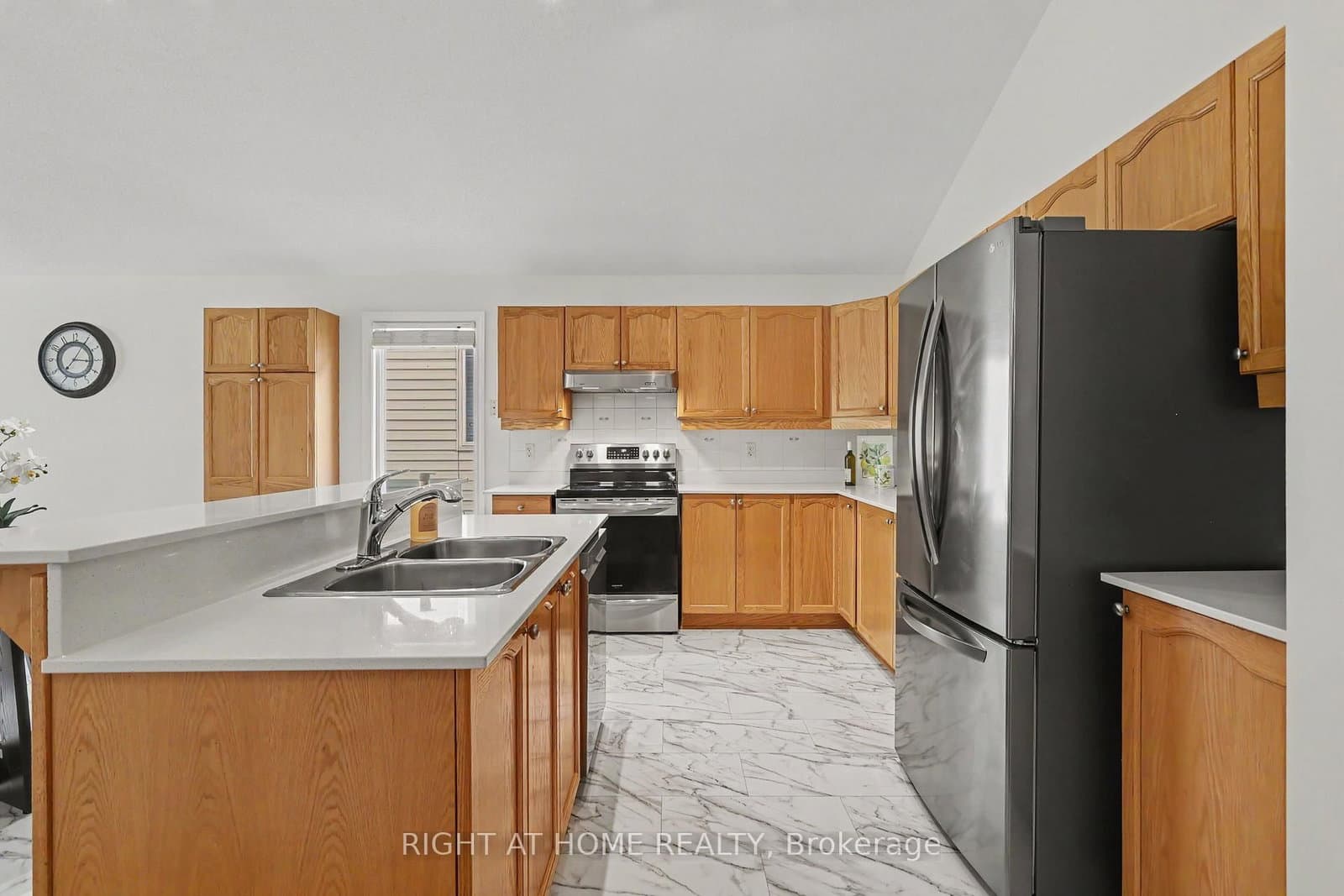 54 Fieldcrest Avenue, Ottawa, ON — photo 13