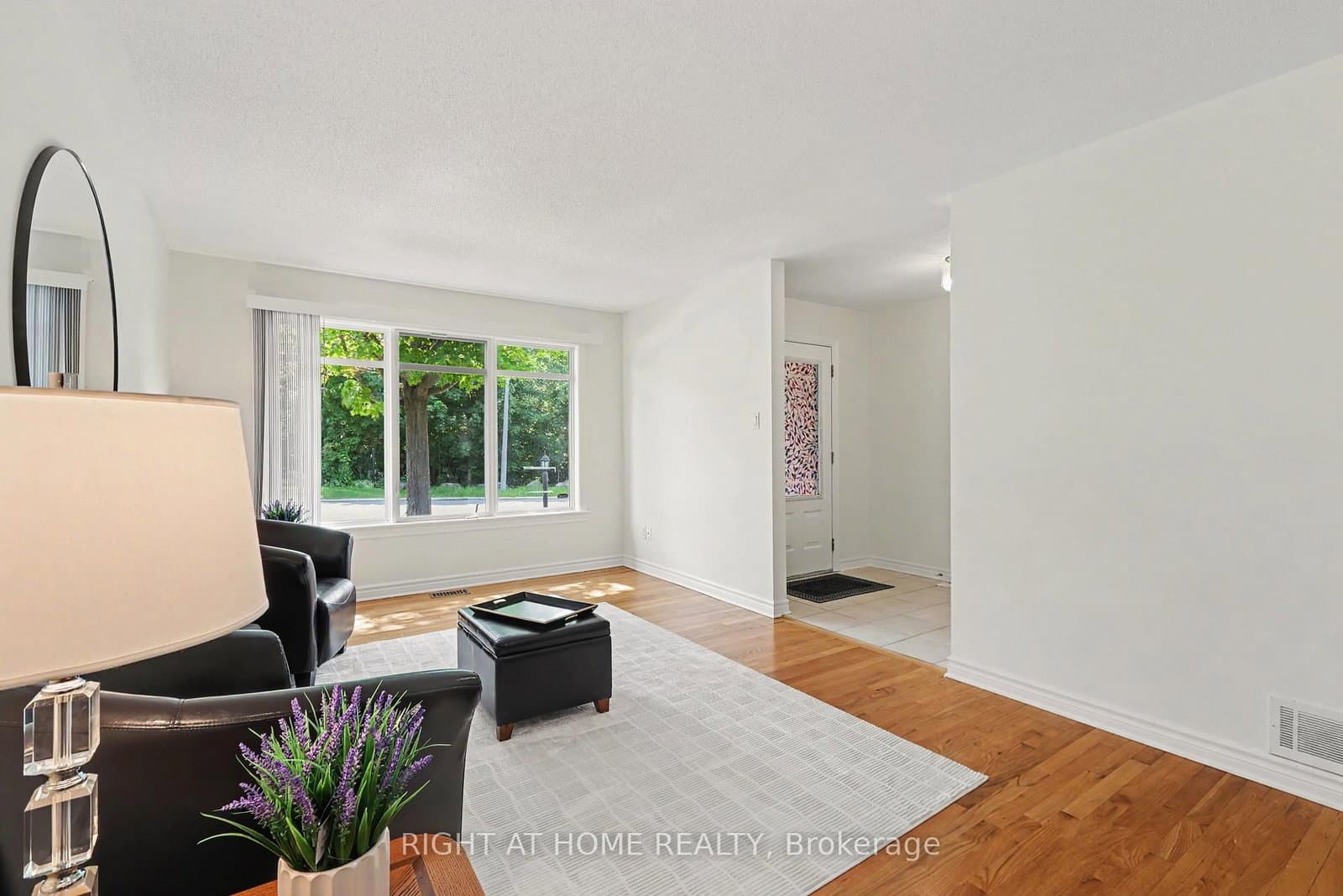 54 Fieldcrest Avenue, Ottawa, ON — photo 3
