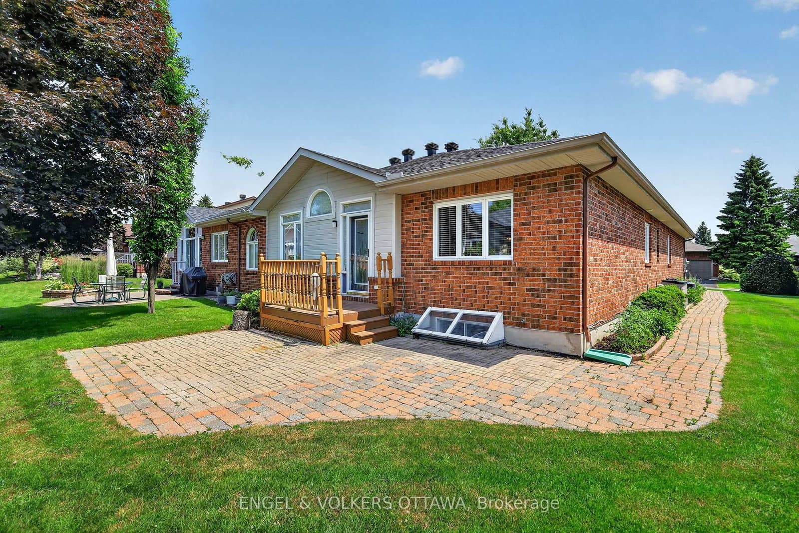 10 Waterthrush Crescent, Kanata, ON — photo 38