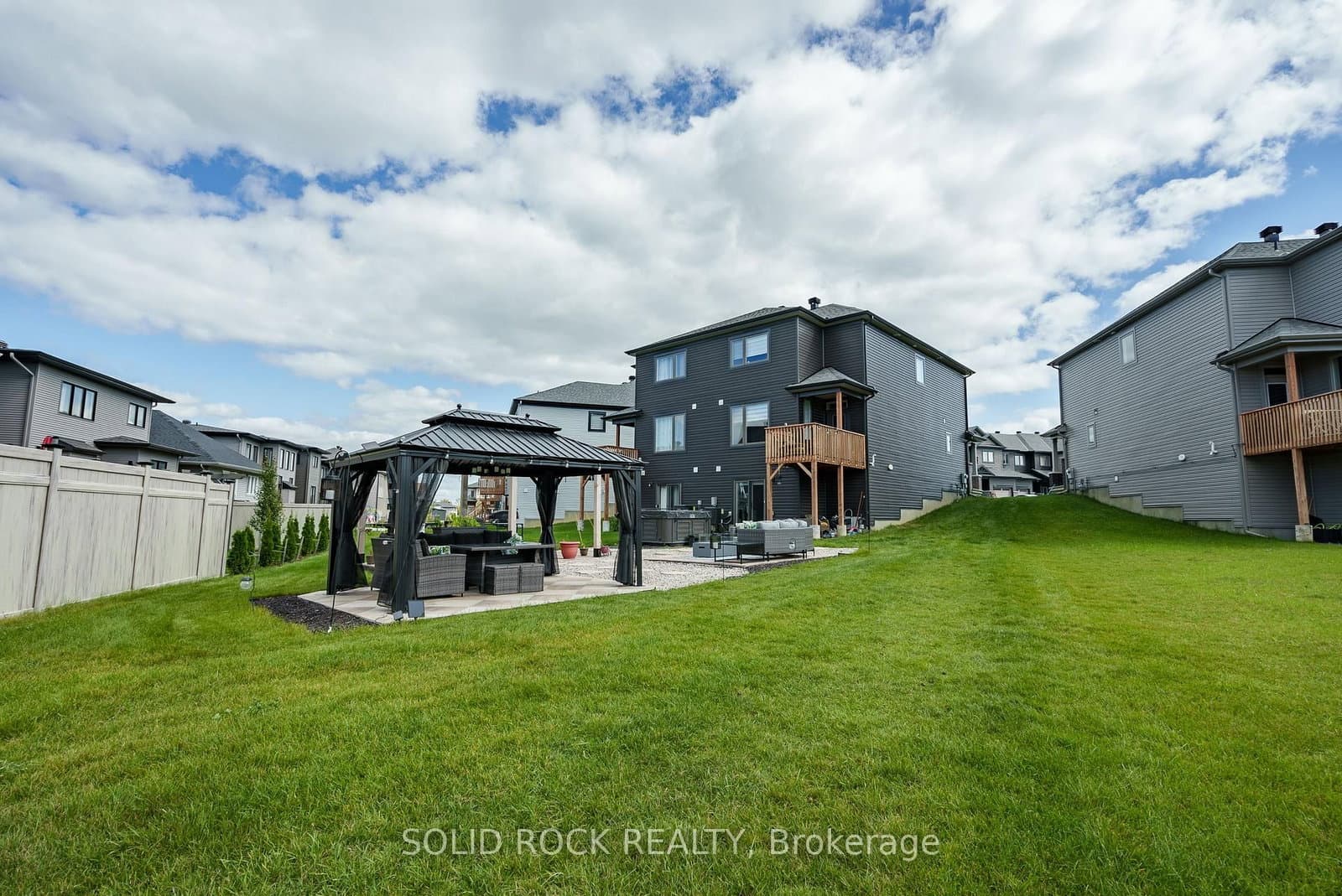 335 Grackle Street, Ottawa, ON — photo 40