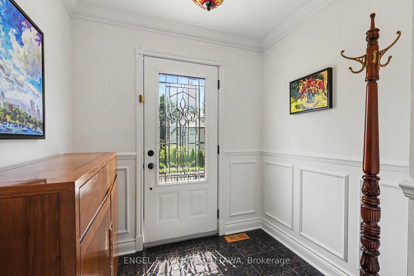101 Ivy Crescent, Ottawa, ON — photo 4