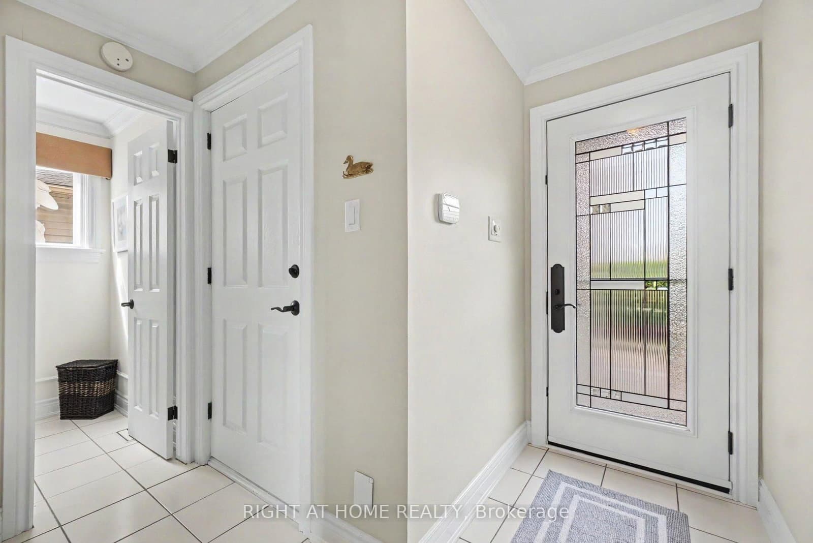 1484 Meadowbrook Road, Ottawa, ON — photo 3