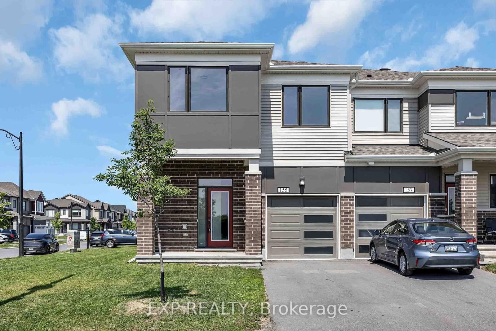 155 YEARLING Circle, Richmond, ON — photo 1