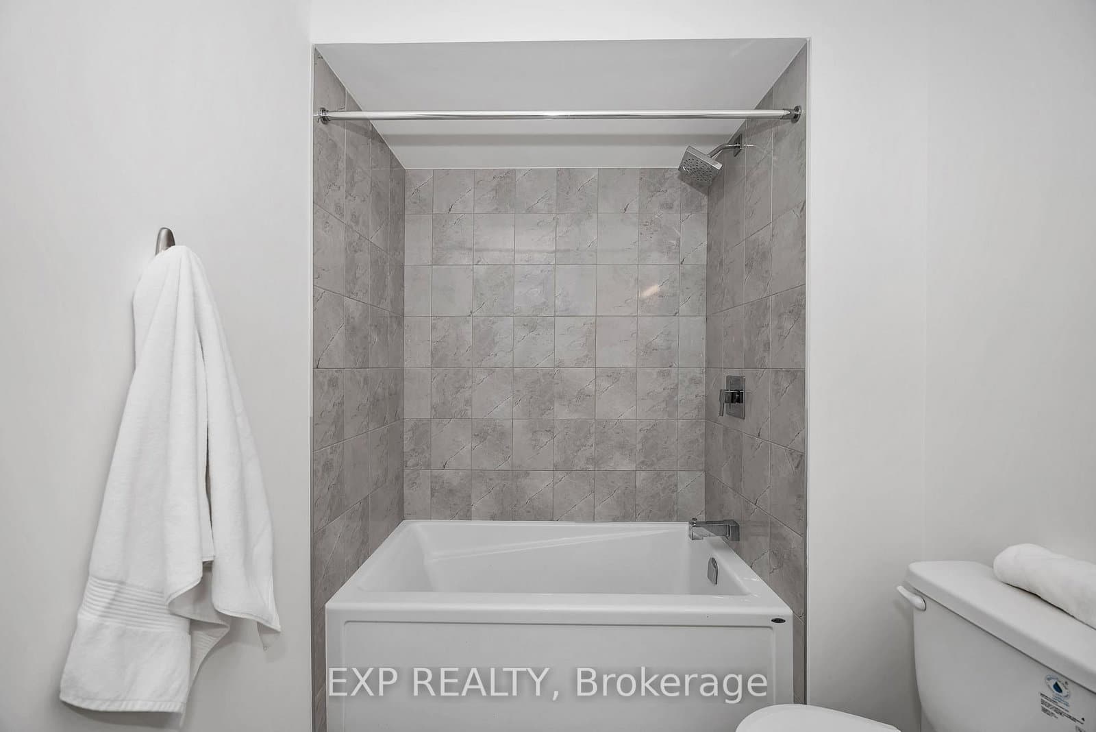 155 YEARLING Circle, Richmond, ON — photo 29