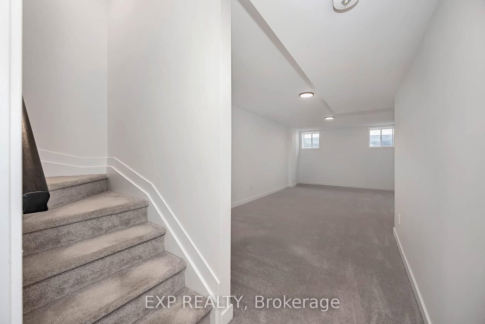 155 YEARLING Circle, Richmond, ON — photo 37