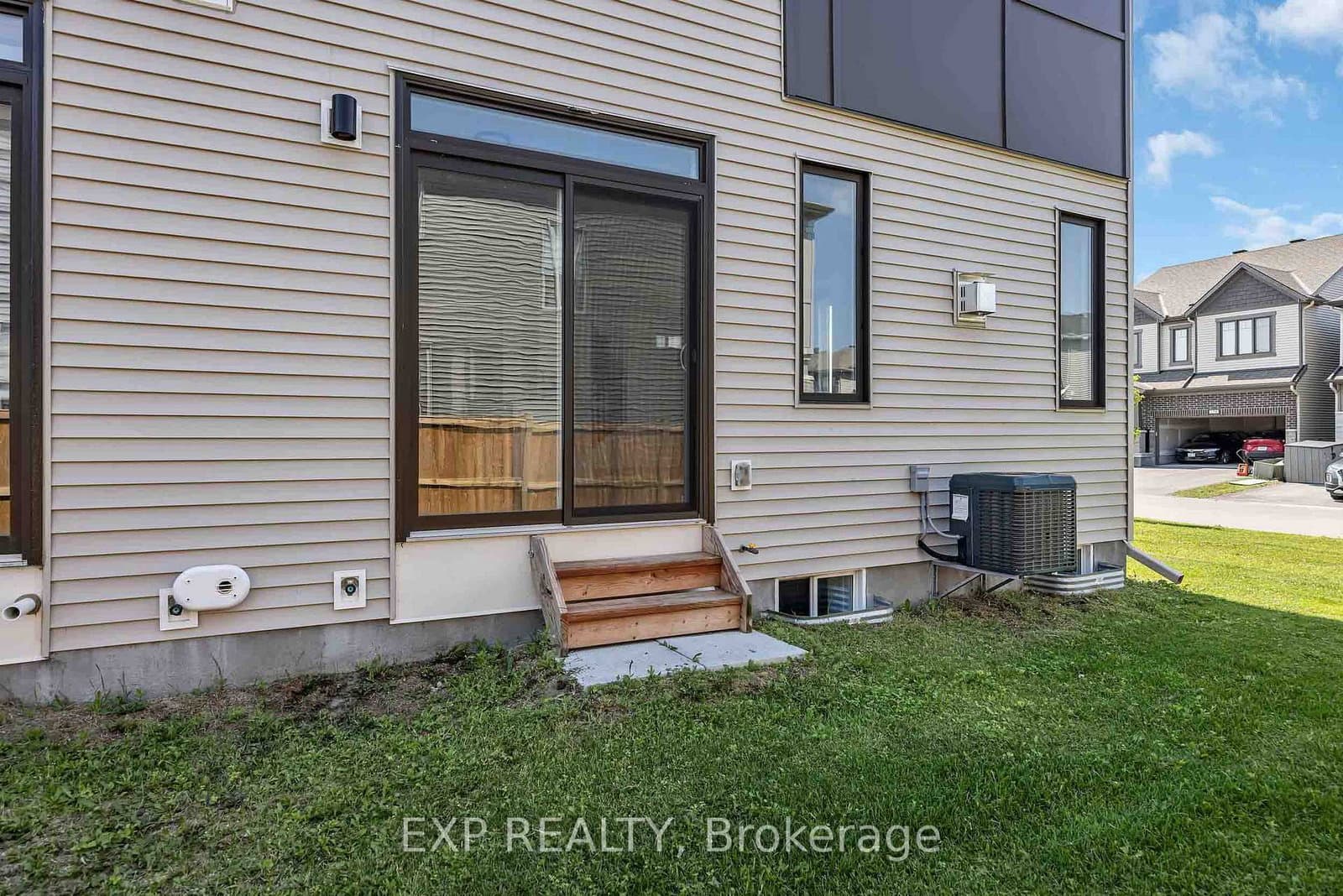 155 YEARLING Circle, Richmond, ON — photo 41