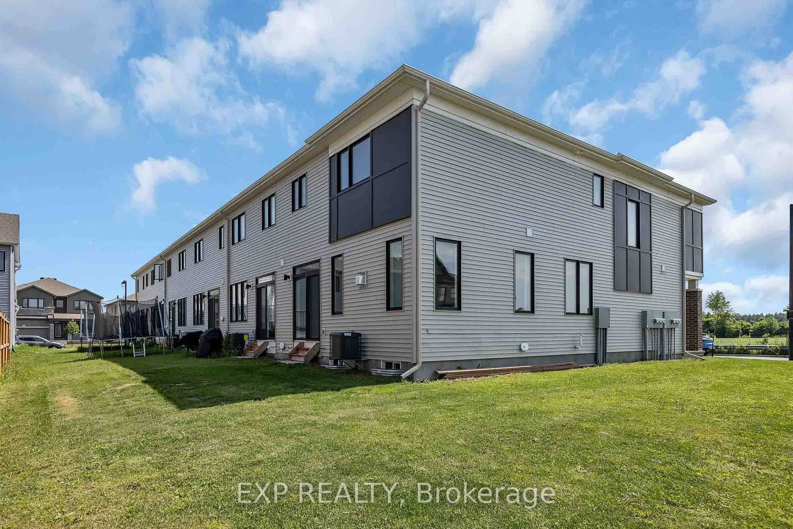 155 YEARLING Circle, Richmond, ON — photo 43