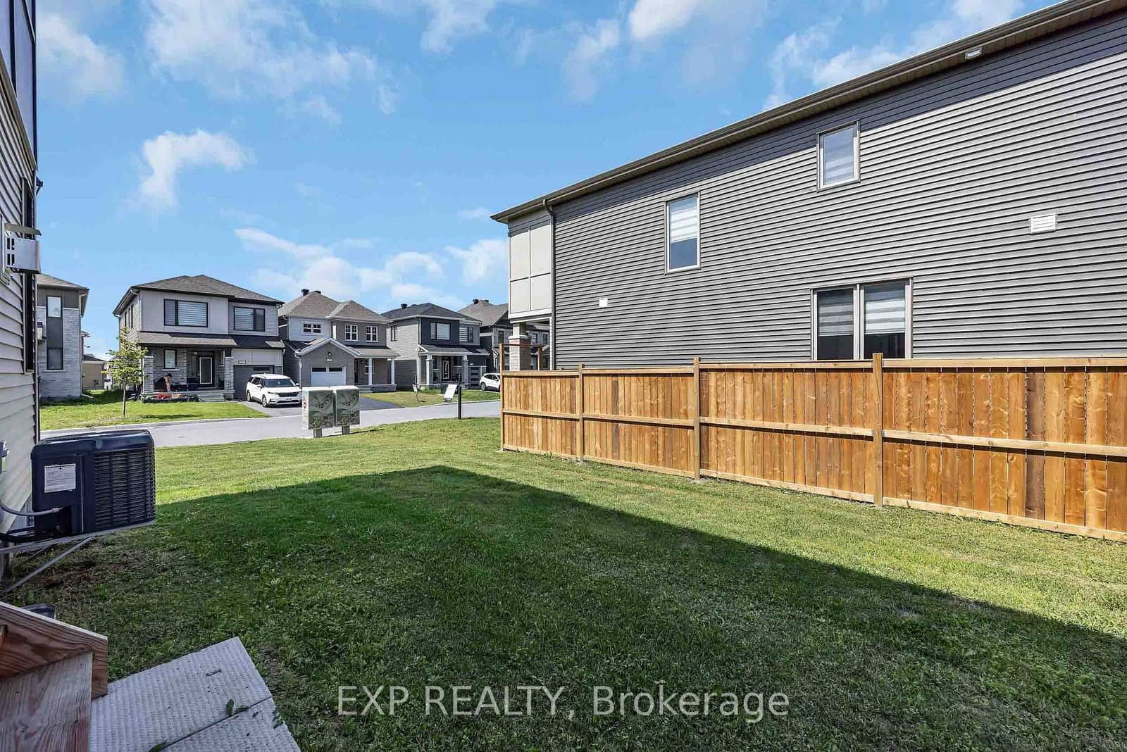 155 YEARLING Circle, Richmond, ON — photo 45