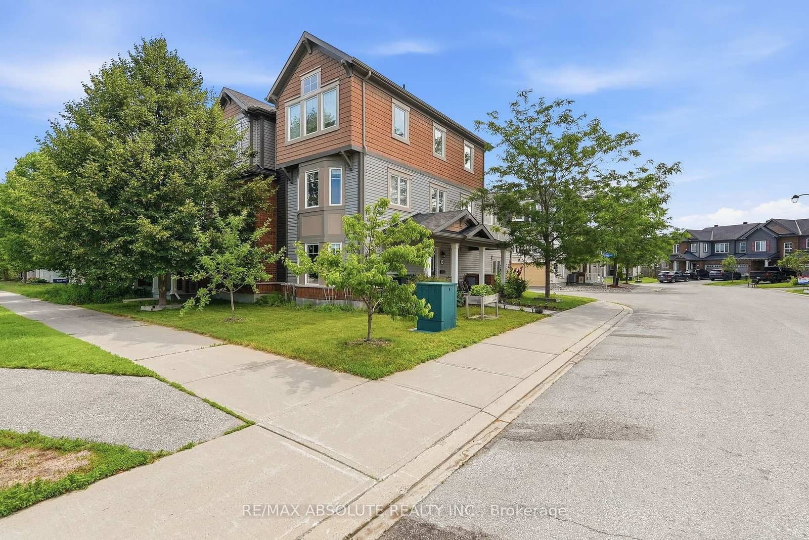 98 Brisote Lane, Ottawa, ON — photo 4