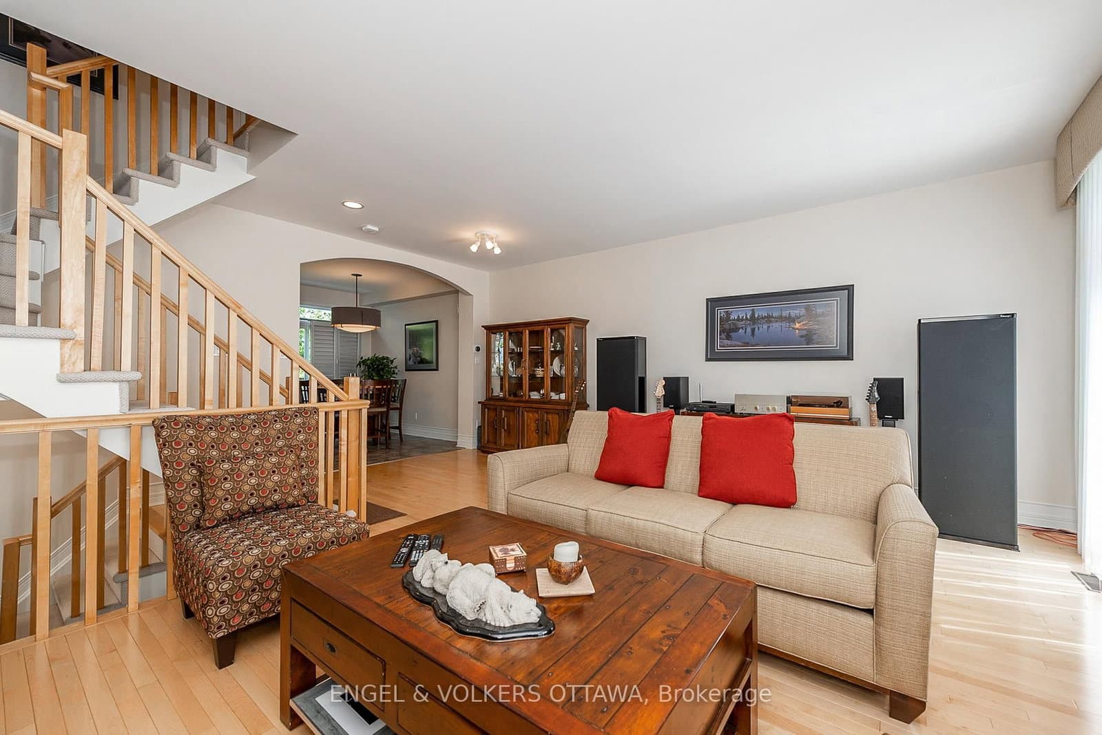 210 West Village Private, Ottawa, ON — photo 12