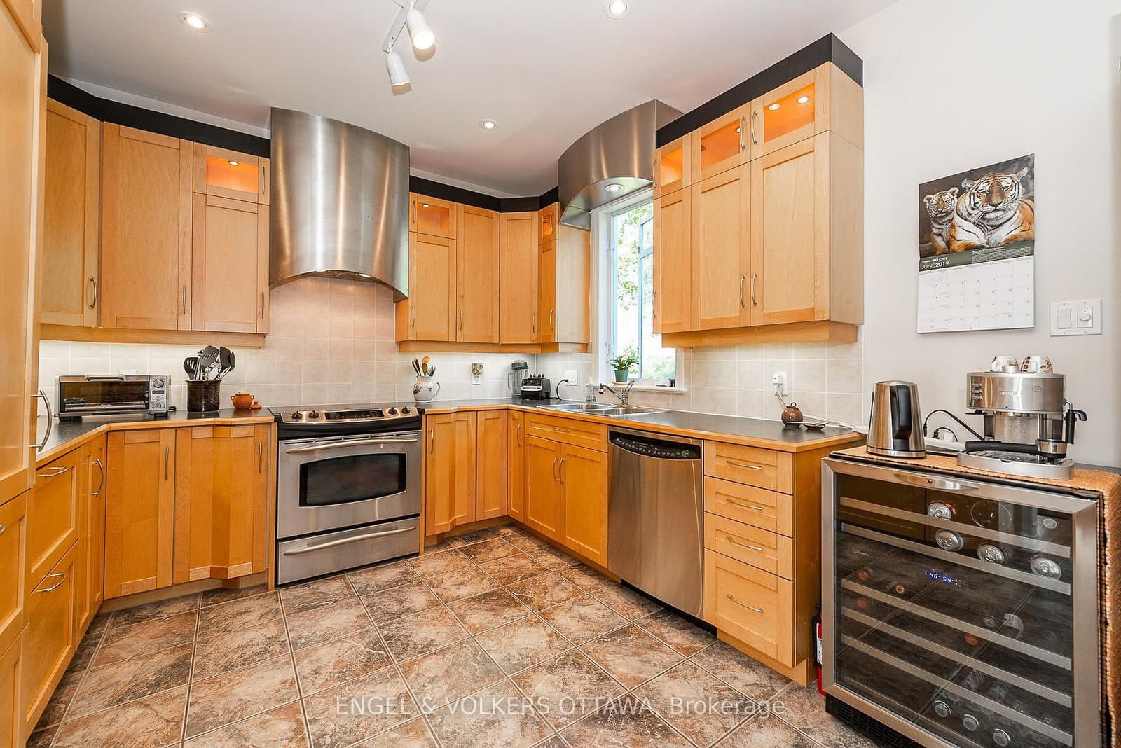210 West Village Private, Ottawa, ON — photo 19