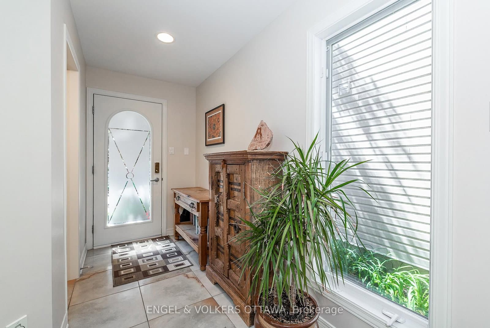 210 West Village Private, Ottawa, ON — photo 3
