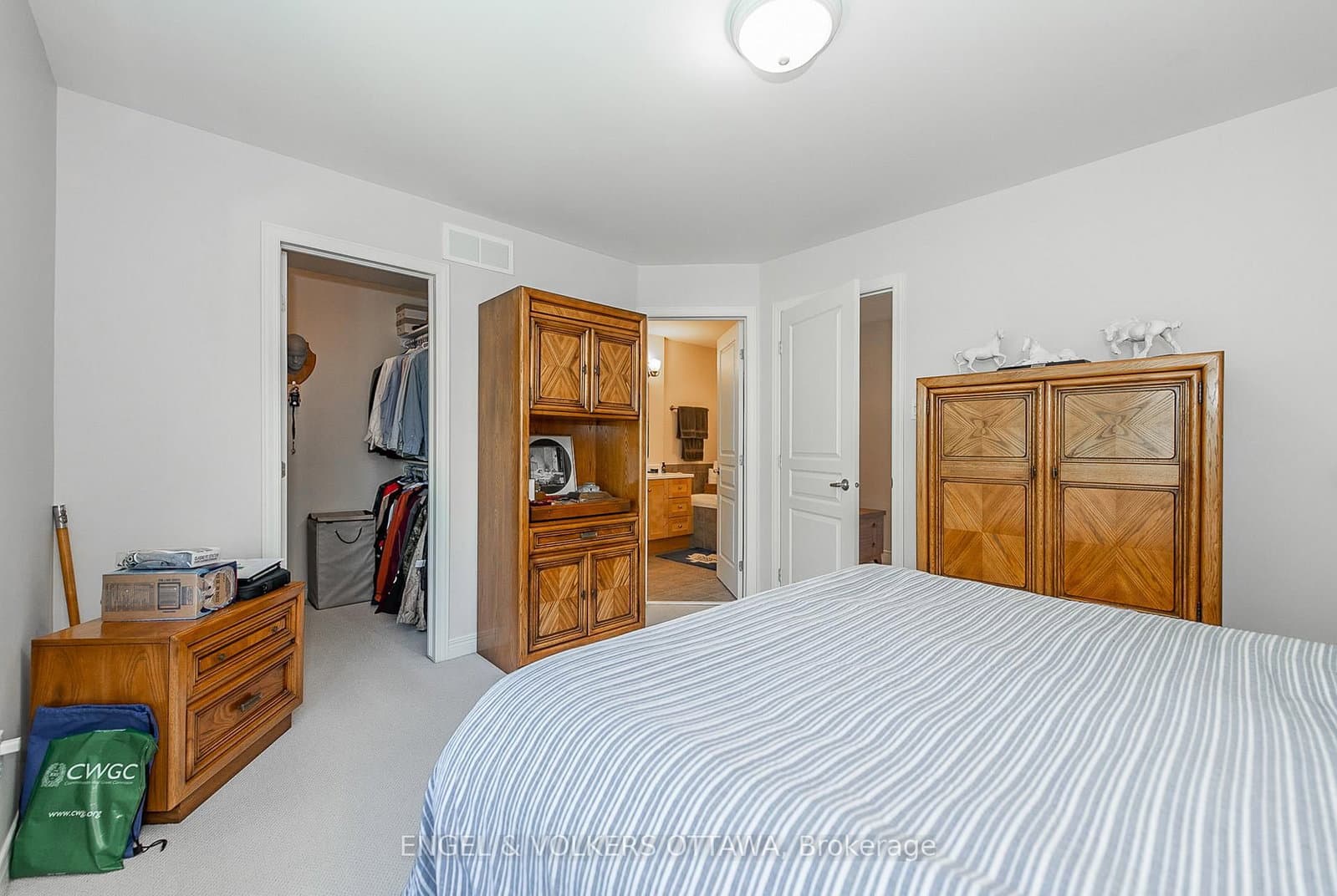 210 West Village Private, Ottawa, ON — photo 31