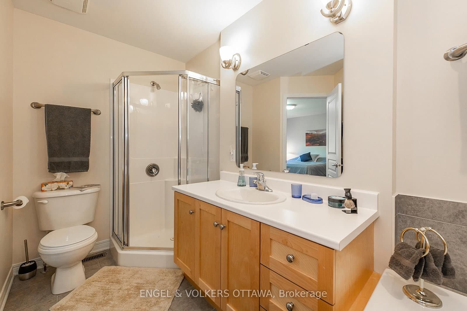 210 West Village Private, Ottawa, ON — photo 35