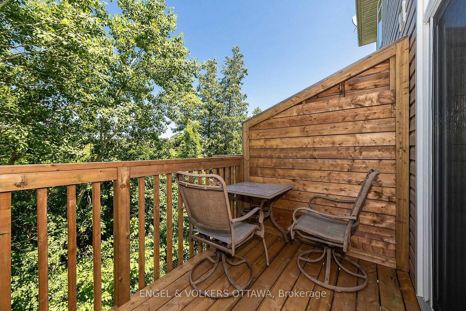 210 West Village Private, Ottawa, ON — photo 36