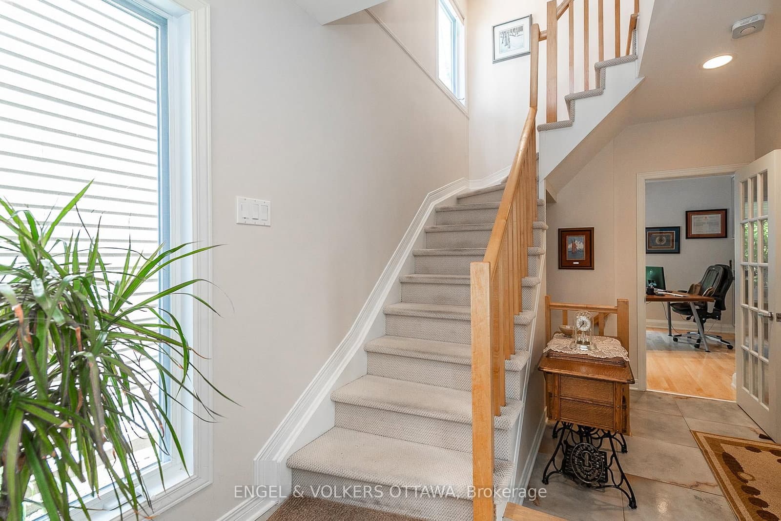 210 West Village Private, Ottawa, ON — photo 5
