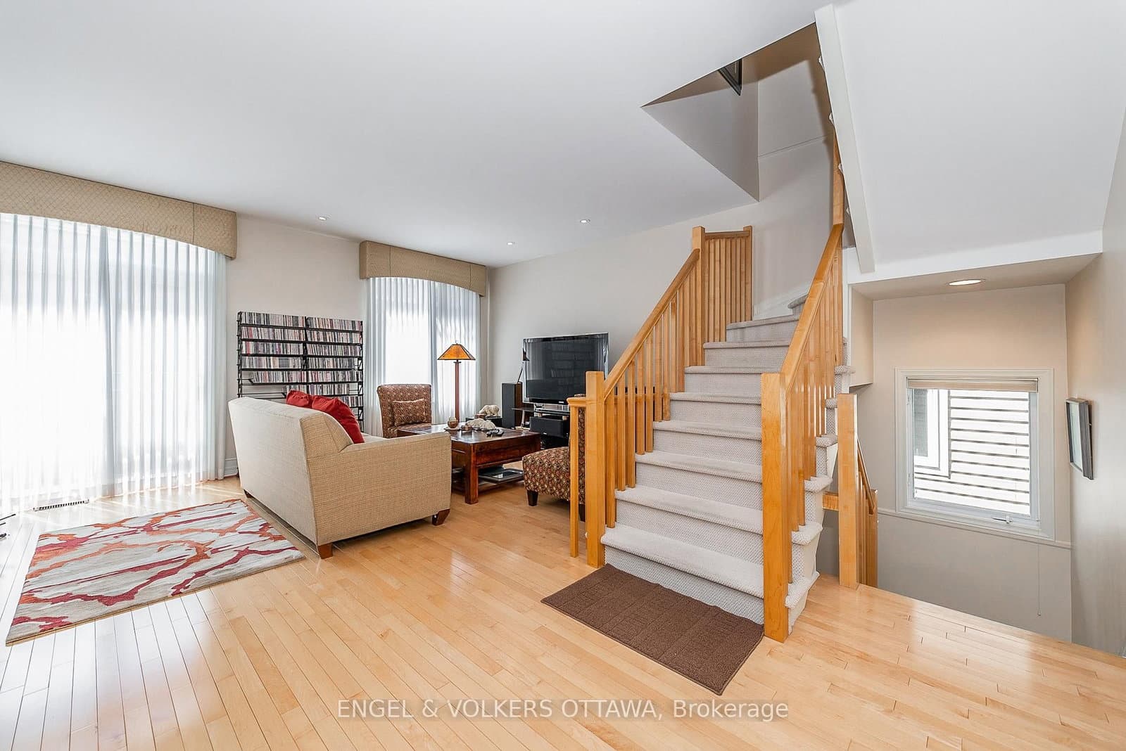 210 West Village Private, Ottawa, ON — photo 9