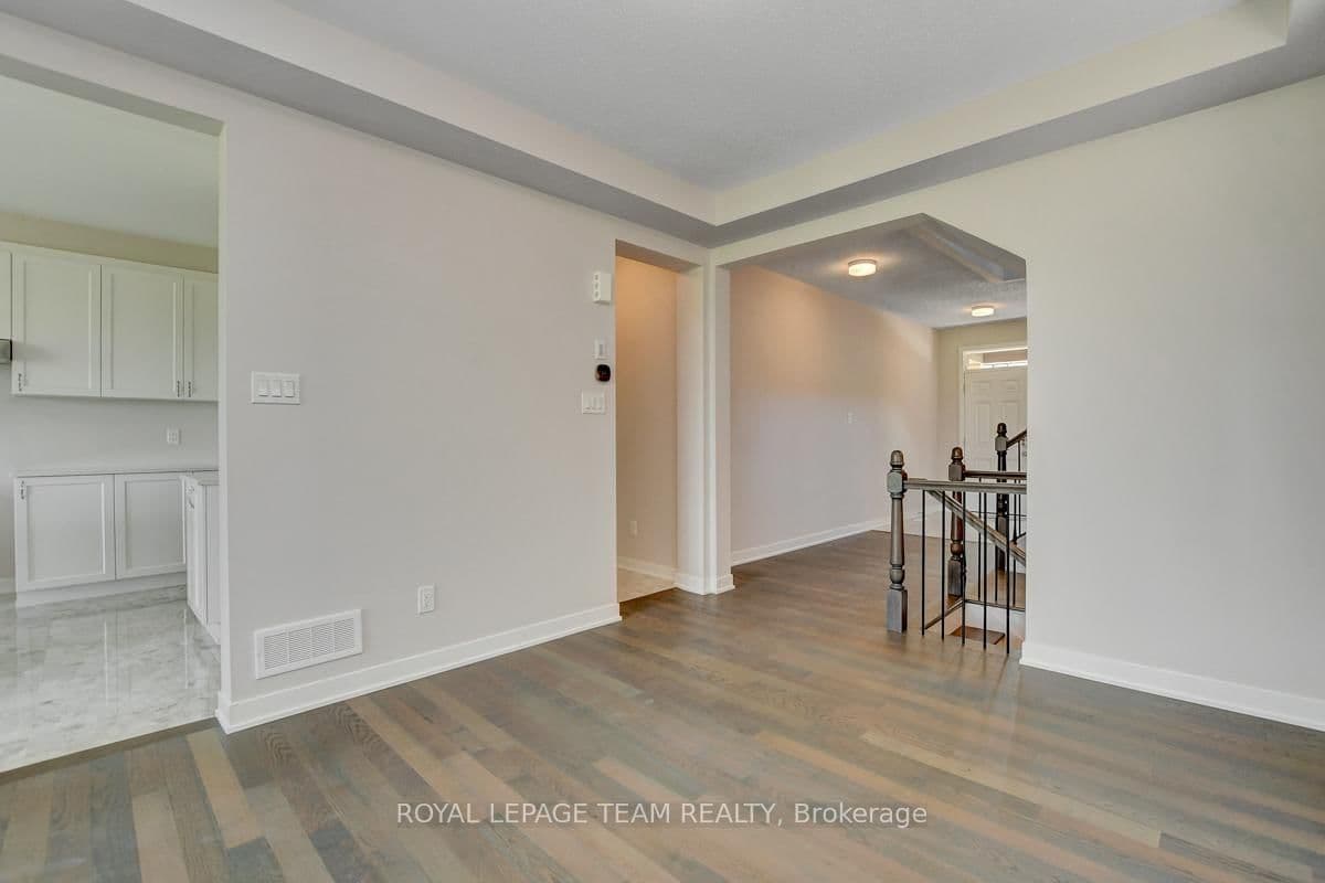 609 BRONZE COPPER Crescent, Richmond, ON — photo 7