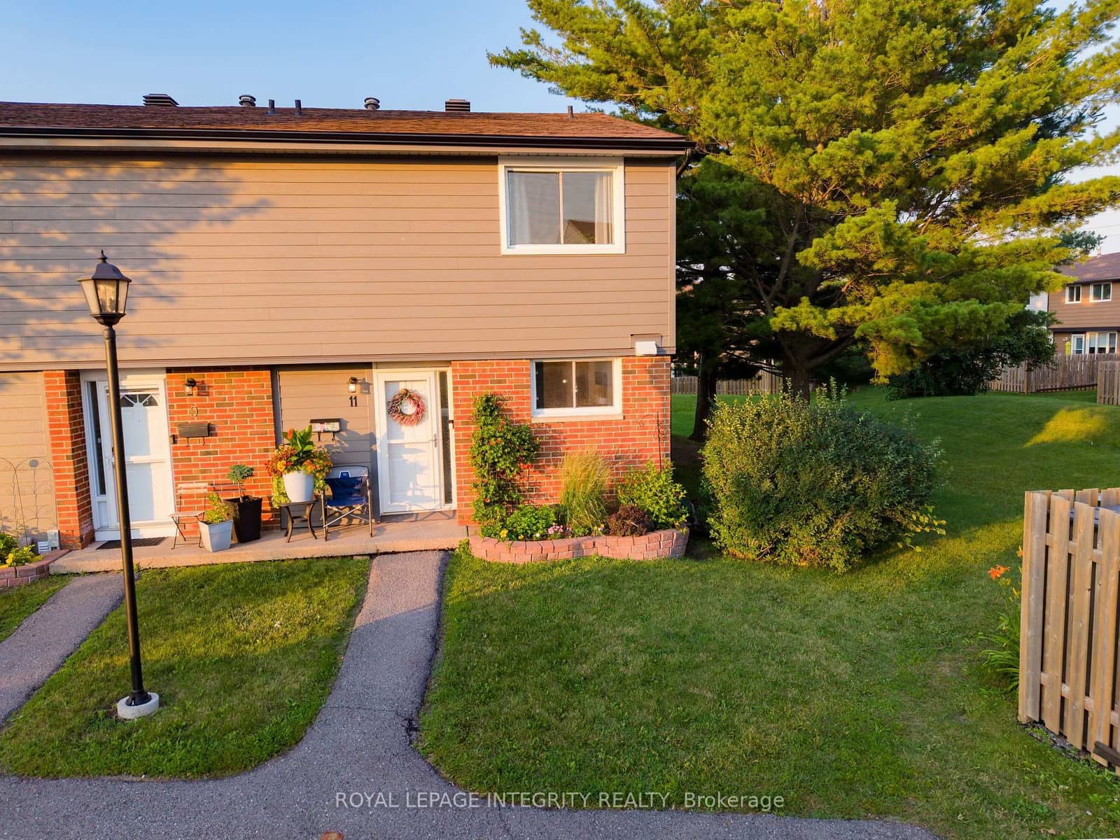 11 Glencoe Street, Ottawa, ON — photo 30