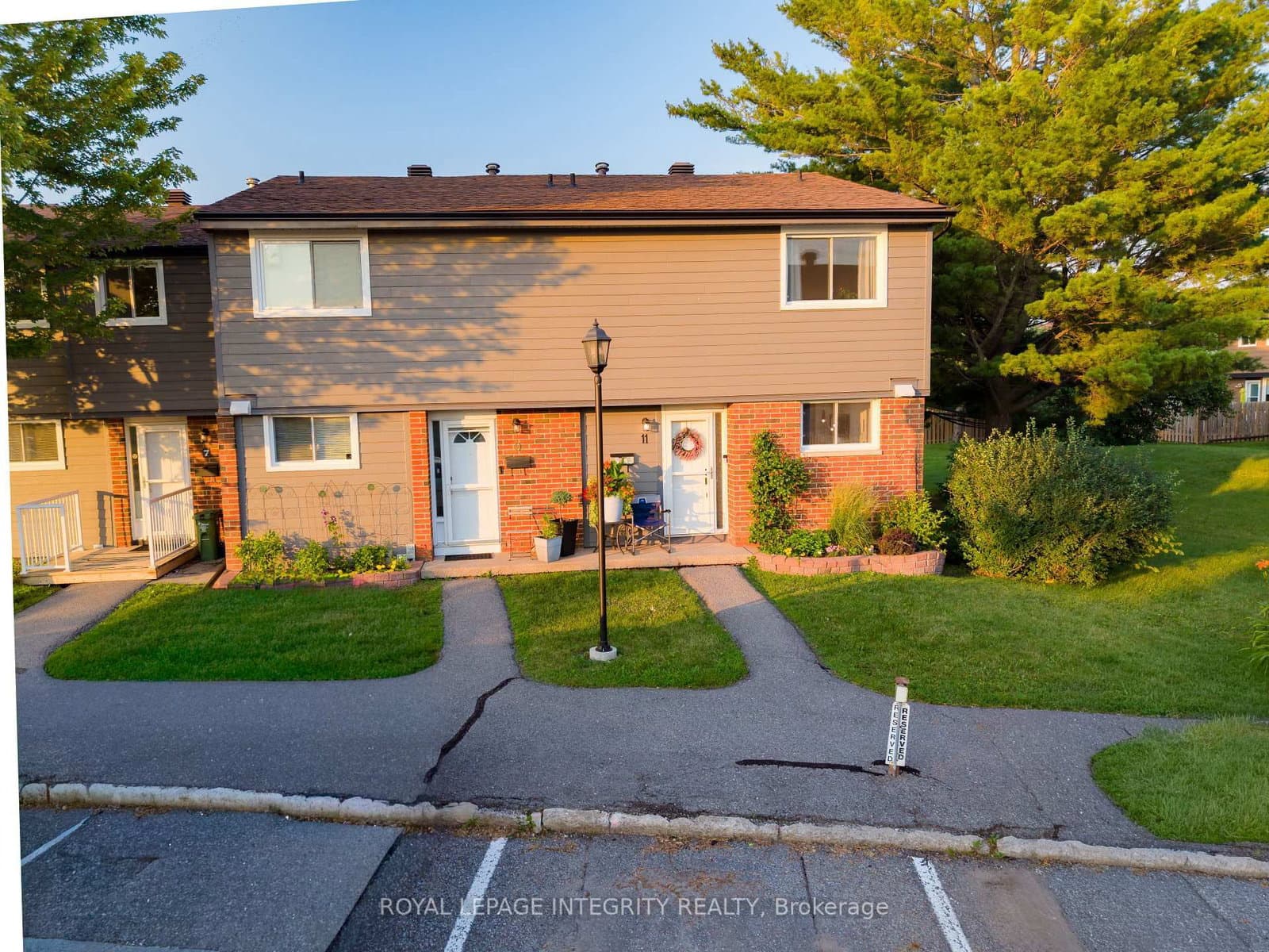11 Glencoe Street, Ottawa, ON — photo 38