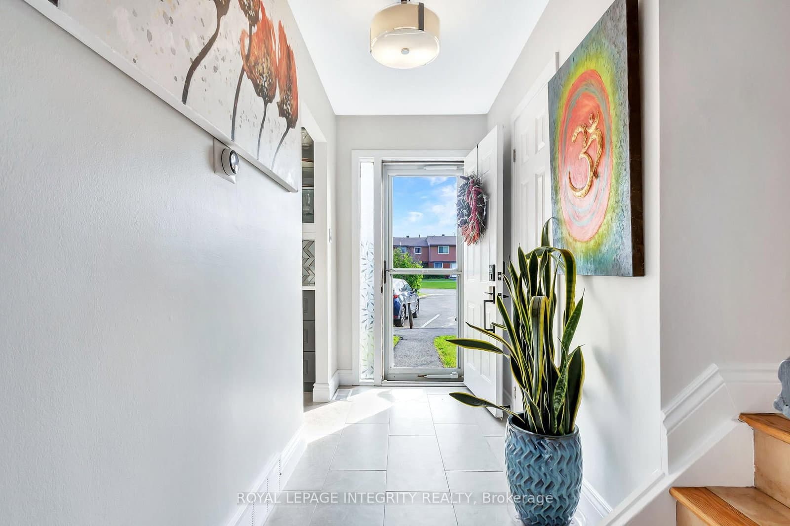 11 Glencoe Street, Ottawa, ON — photo 7