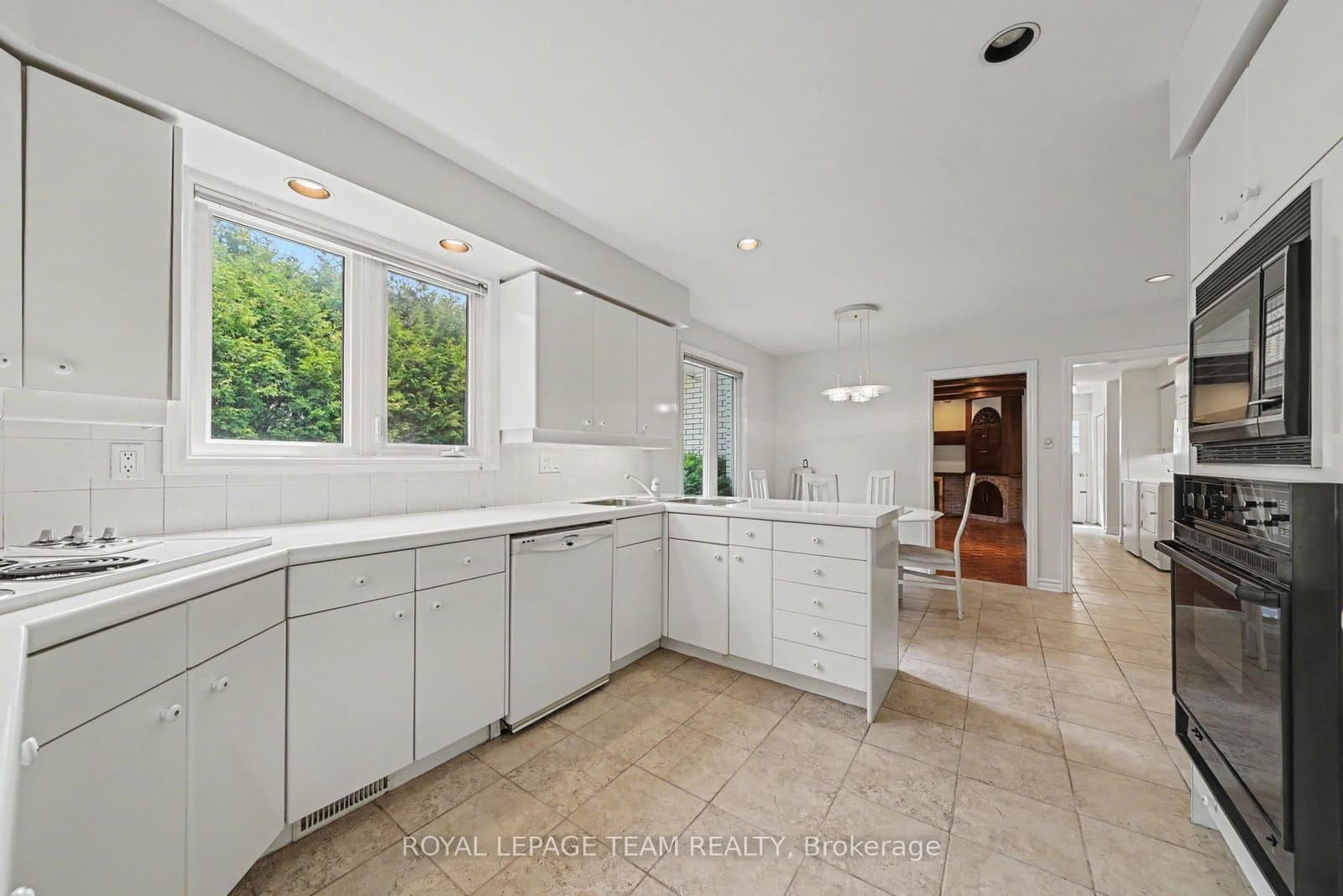 907 Dresden Crescent, Ottawa, ON — photo 11