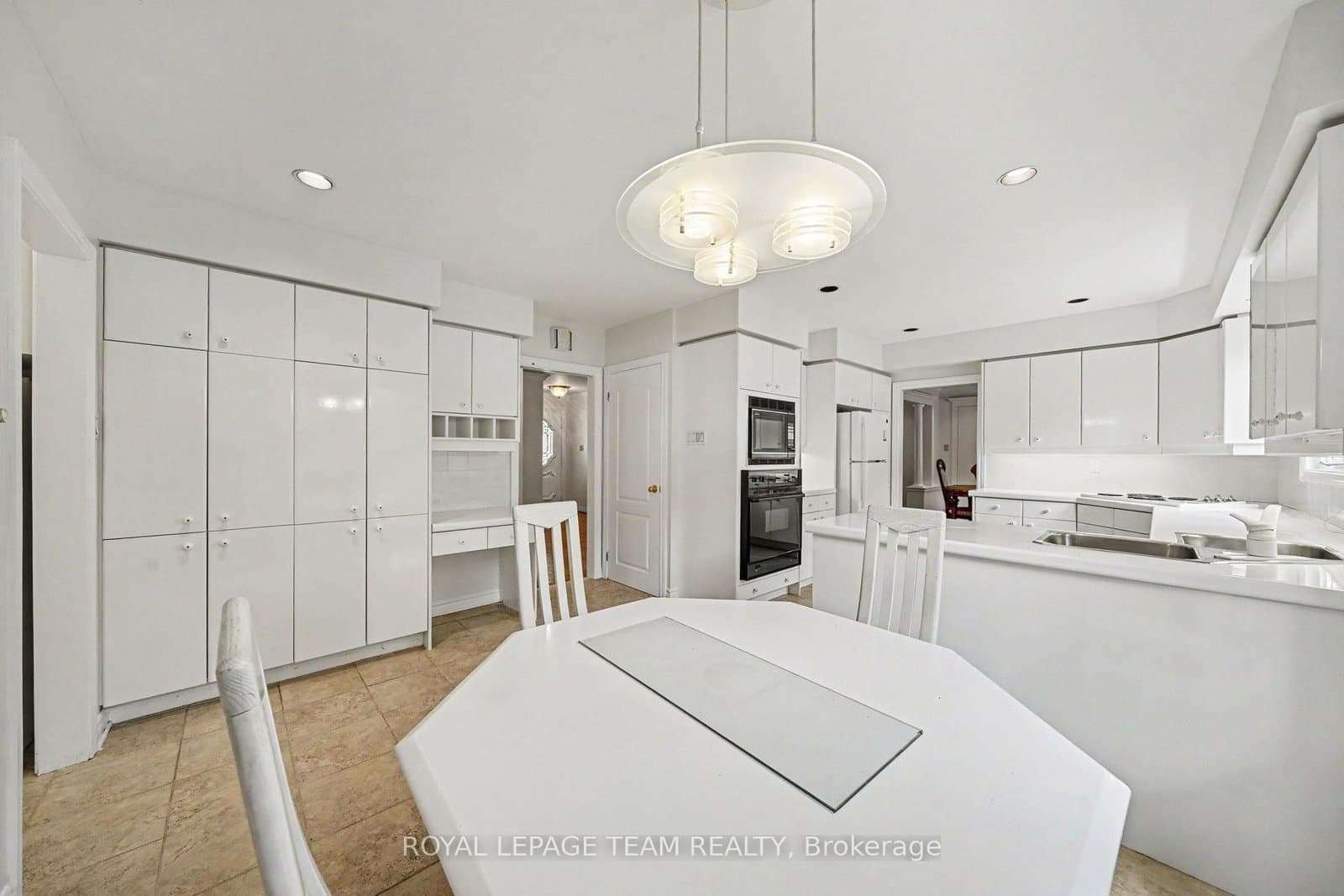 907 Dresden Crescent, Ottawa, ON — photo 14