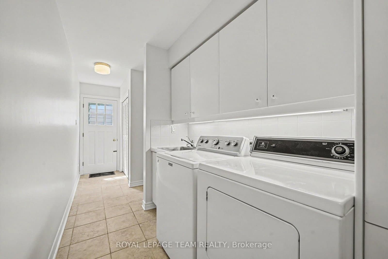 907 Dresden Crescent, Ottawa, ON — photo 15