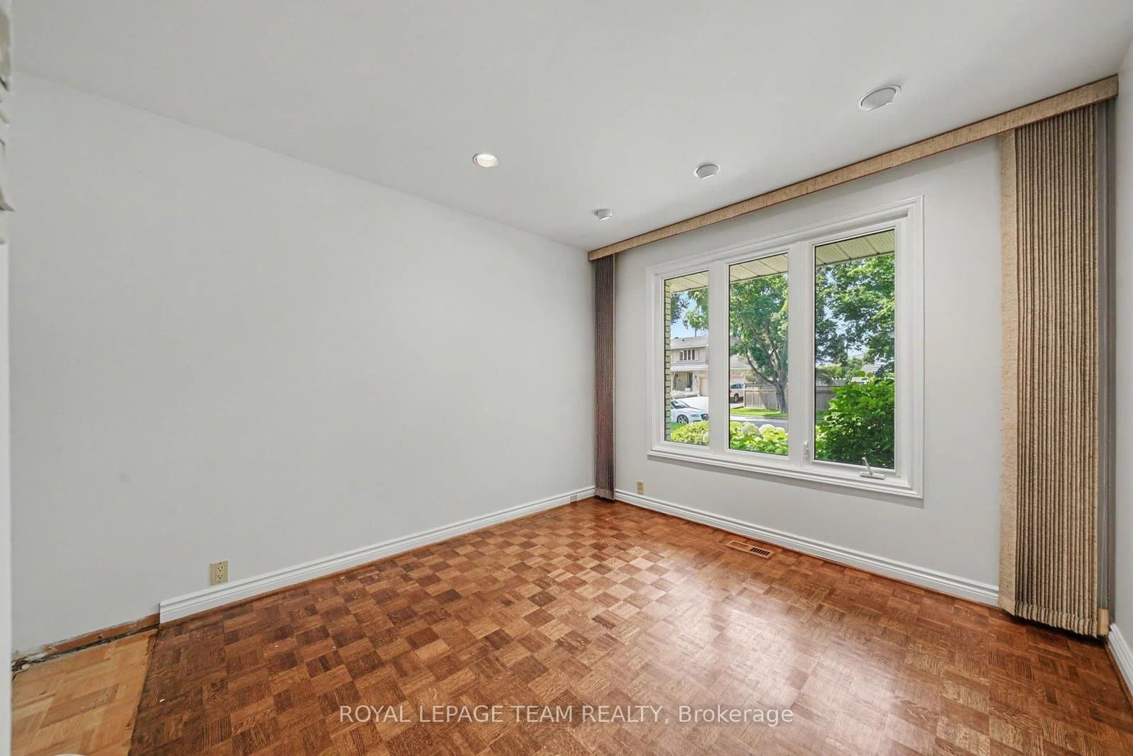 907 Dresden Crescent, Ottawa, ON — photo 16