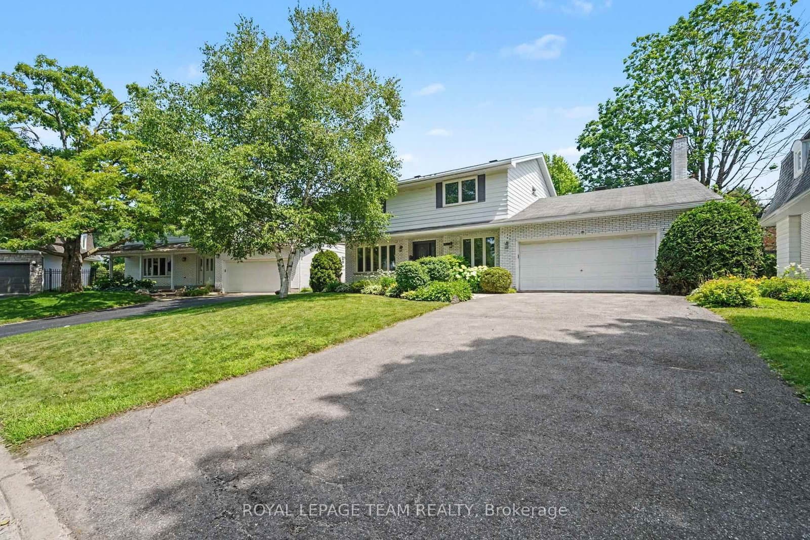 907 Dresden Crescent, Ottawa, ON — photo 2