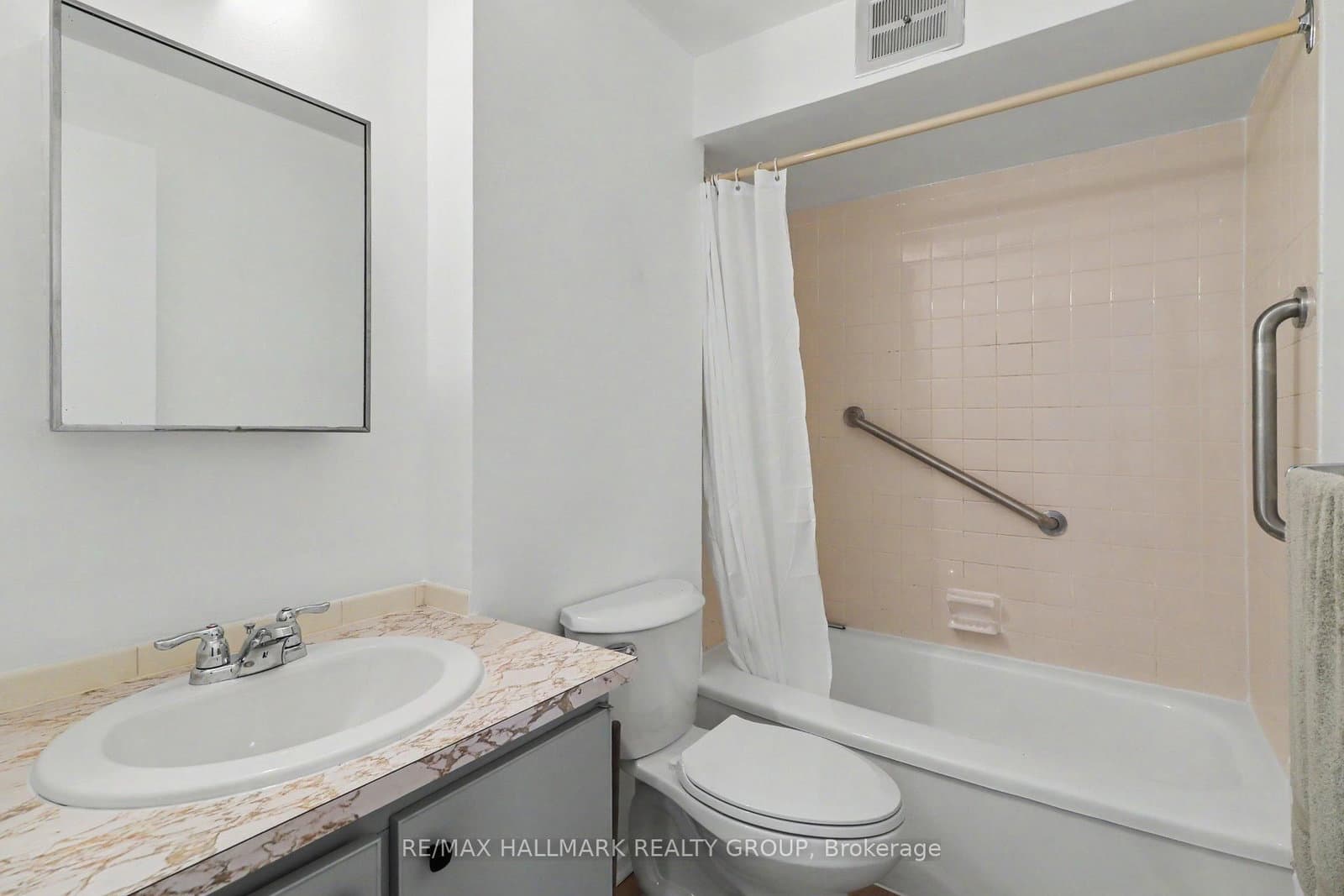 8 - 900 Elmsmere Road, Ottawa, ON — photo 12