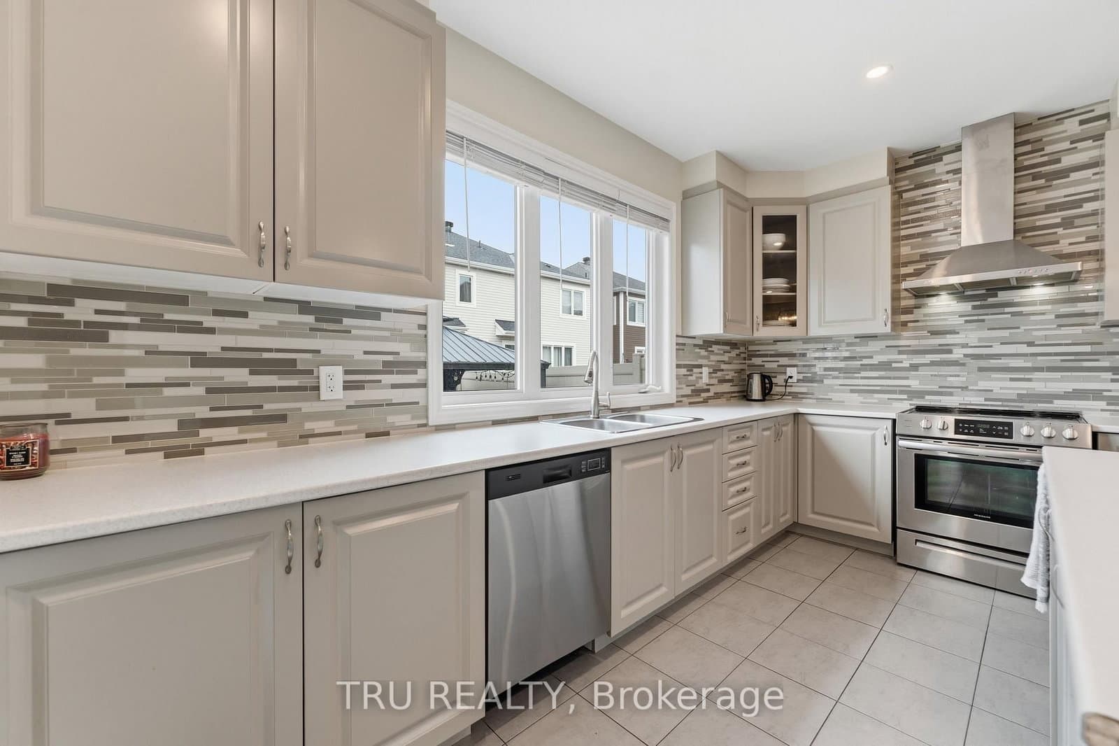 344 Sweetclover Way, Ottawa, ON — photo 15