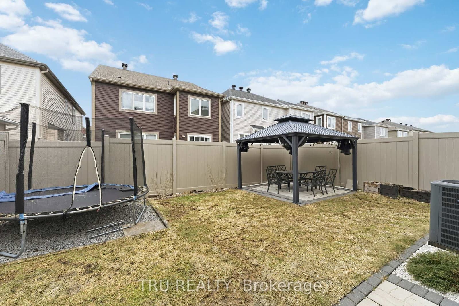 344 Sweetclover Way, Ottawa, ON — photo 47