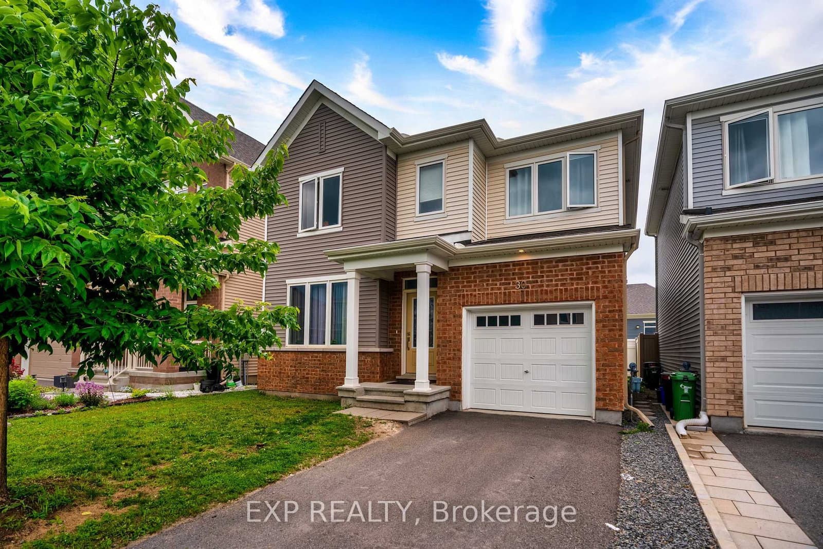 30 Coppermine Street, Ottawa, ON — photo 1
