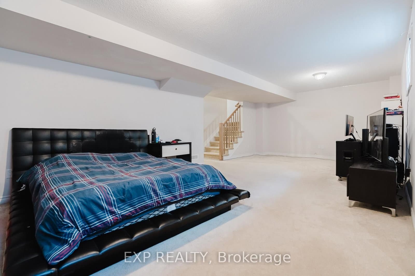 30 Coppermine Street, Ottawa, ON — photo 13