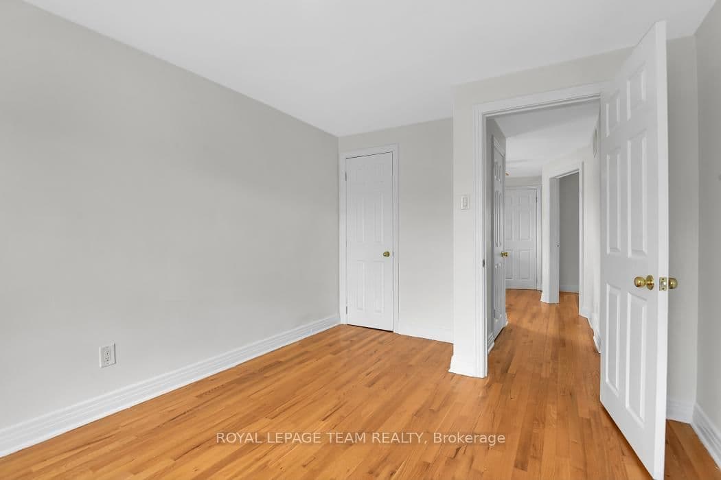 1104 Apolydor Avenue, Ottawa, ON — photo 25