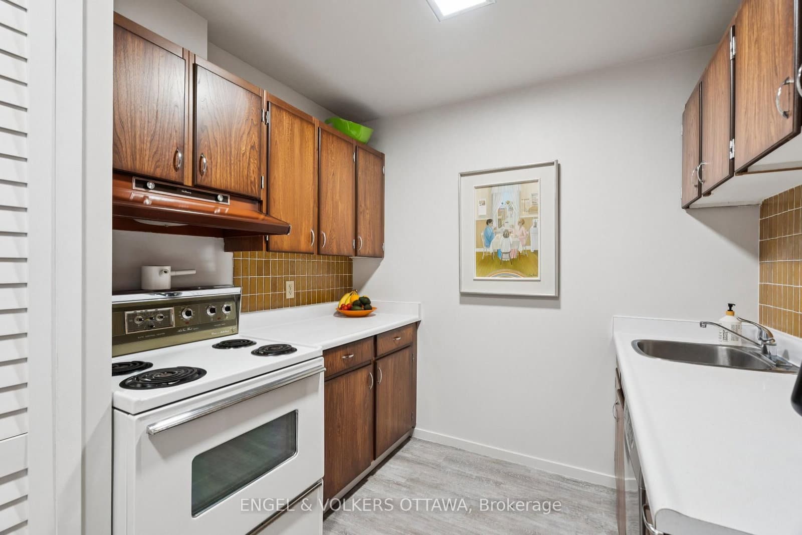 8A - 400 Laurier Street, Ottawa, ON — photo 21