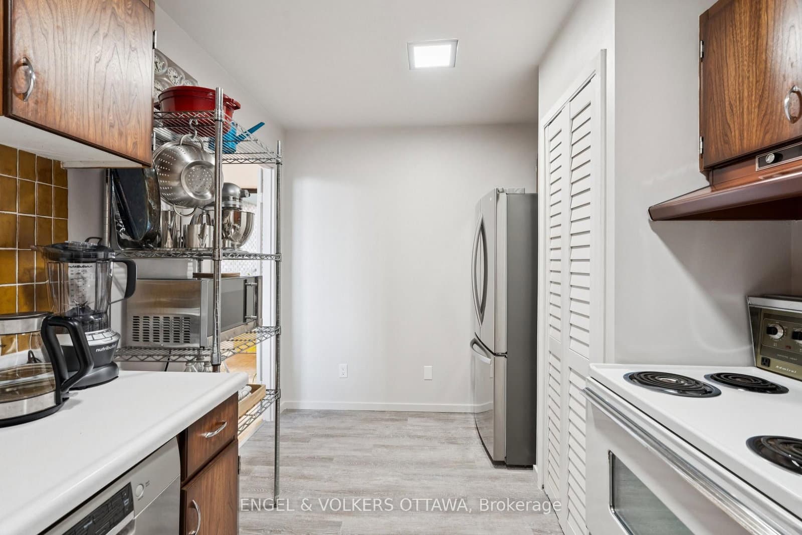 8A - 400 Laurier Street, Ottawa, ON — photo 22