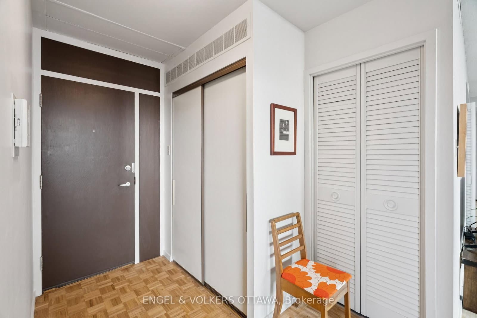 8A - 400 Laurier Street, Ottawa, ON — photo 6