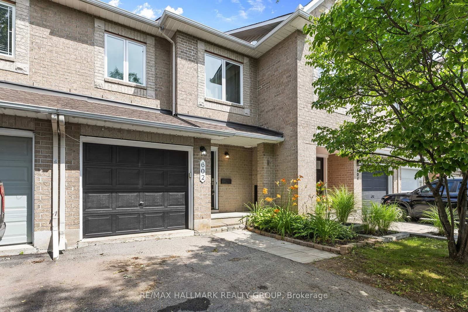 602 Louis Toscano Drive, Ottawa, ON — photo 1