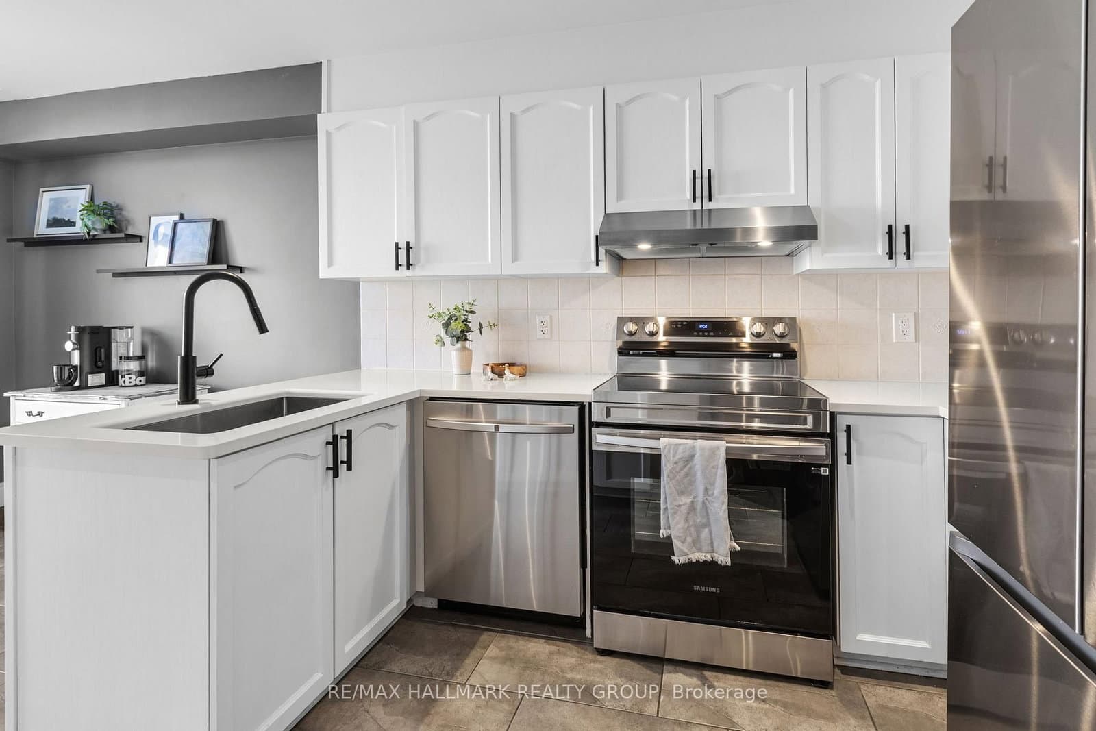 602 Louis Toscano Drive, Ottawa, ON — photo 10