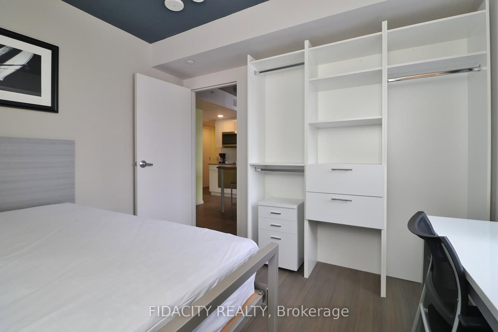 719 - 105 Champagne Avenue, Ottawa, ON — photo 16